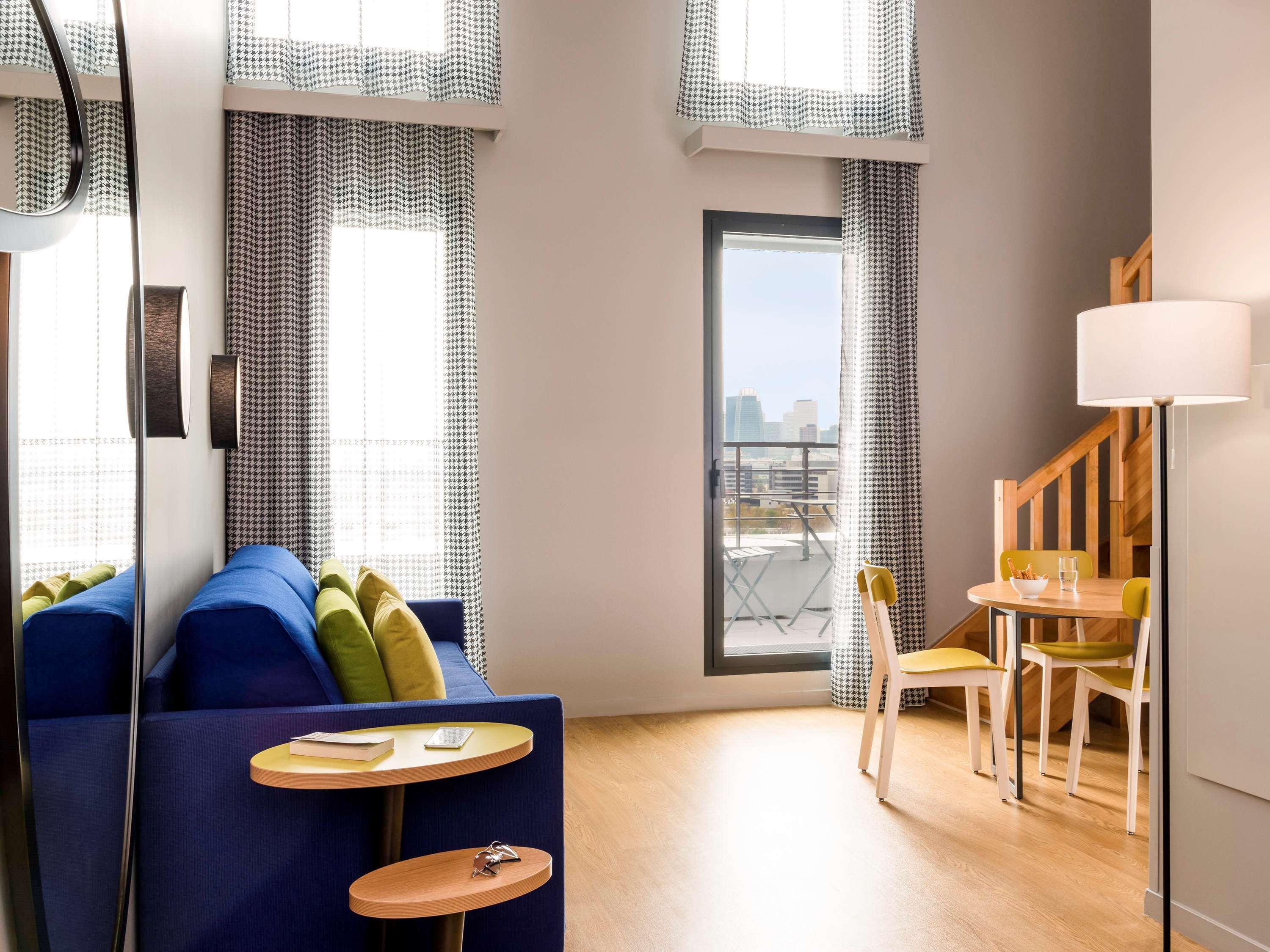 Aparthotel Adagio Access Colombes La Defense Экстерьер фото