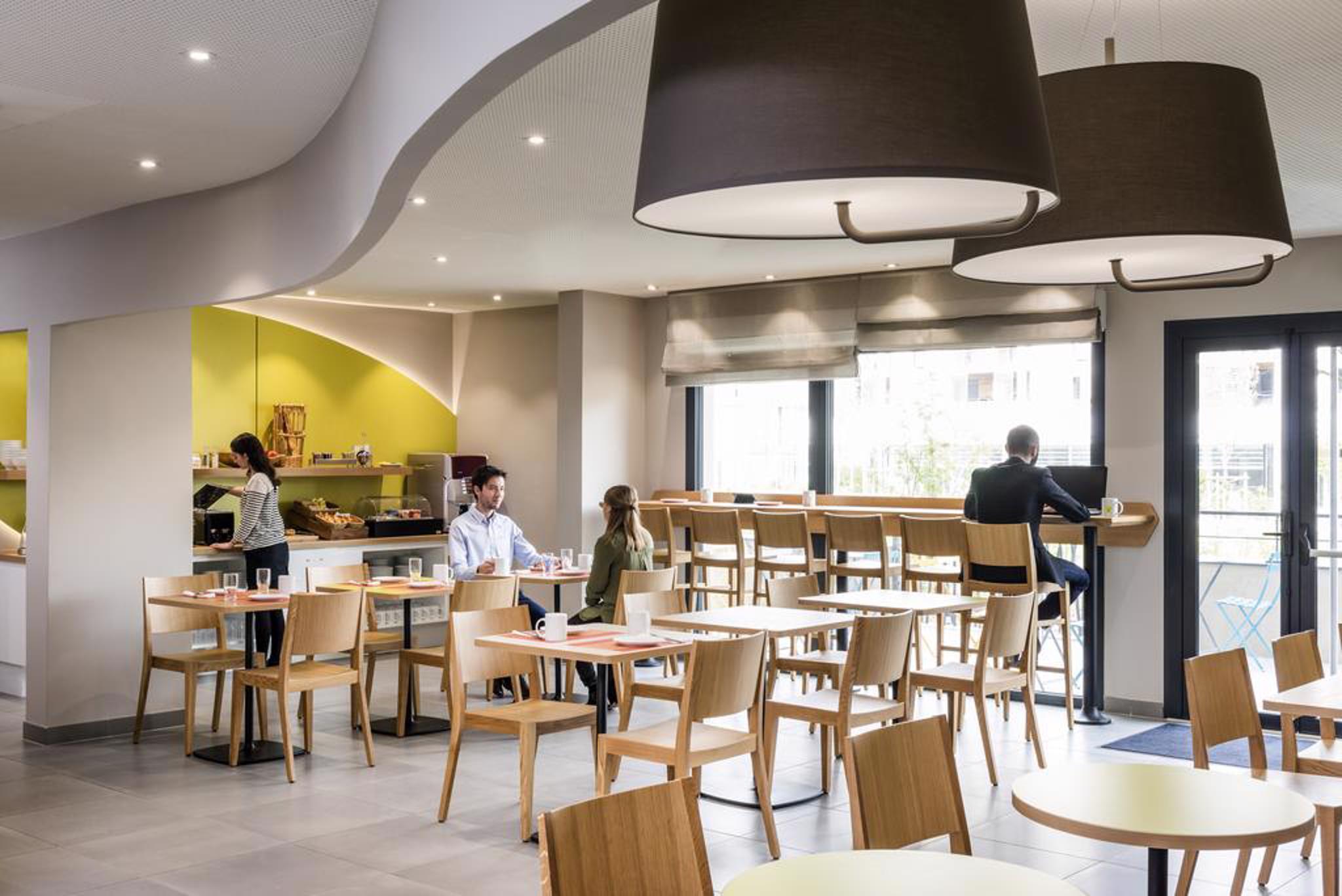 Aparthotel Adagio Access Colombes La Defense Экстерьер фото