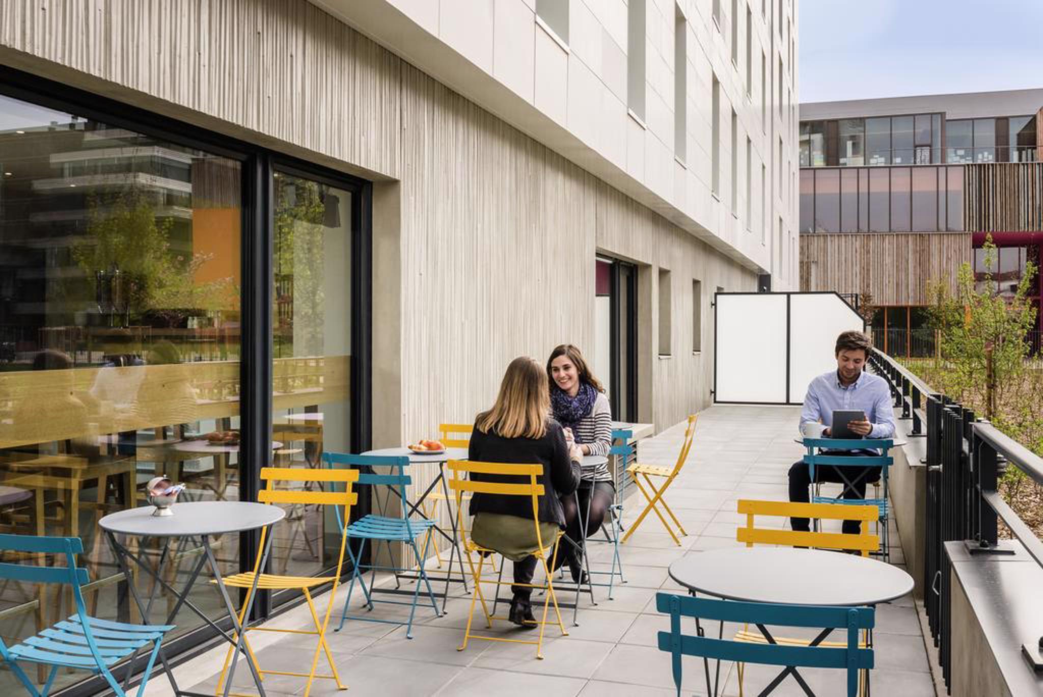 Aparthotel Adagio Access Colombes La Defense Экстерьер фото
