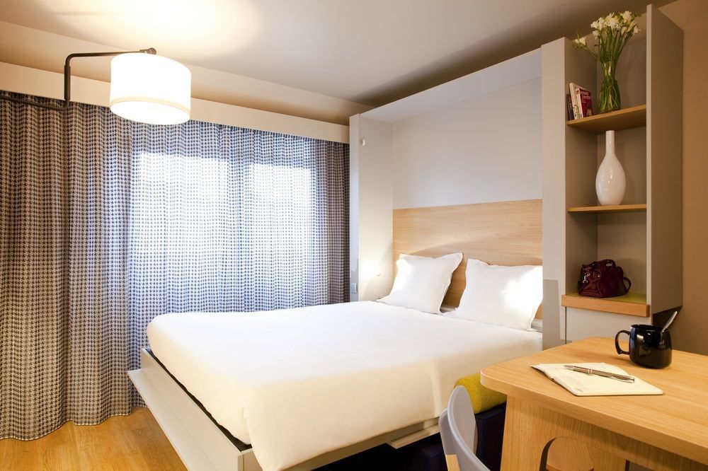 Aparthotel Adagio Access Colombes La Defense Экстерьер фото
