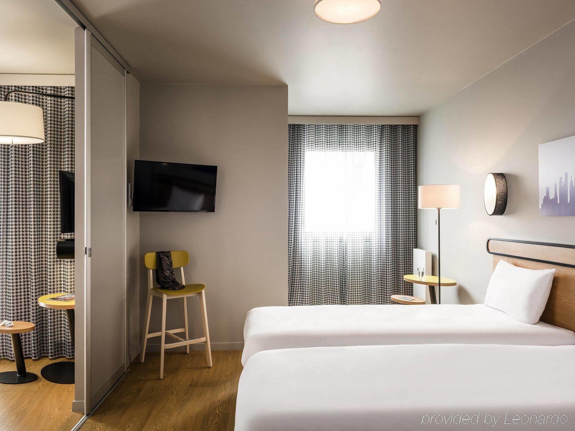 Aparthotel Adagio Access Colombes La Defense Экстерьер фото